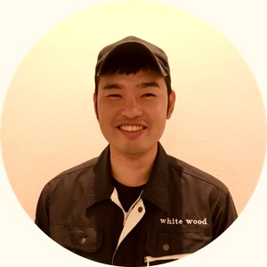 white wood 店主 河津遼太郎